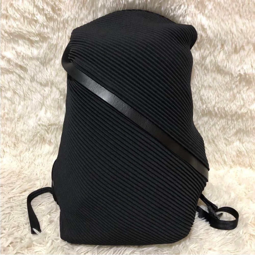 Pleats Please Bias Pleated Black Women's Backpack